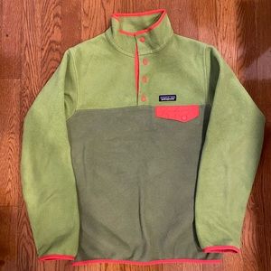 Patagonia Synchilla Fleece. Green and Pink. Size Small.